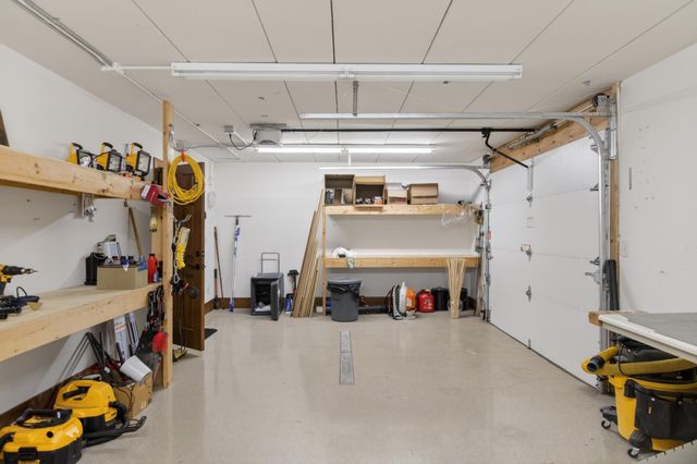 130 Bergamot Drive, Medina, MN 55340