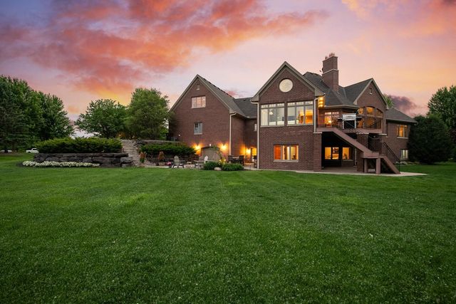 130 Bergamot Drive, Medina, MN 55340