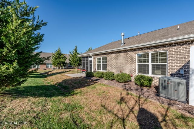 415 Larkspur Way, Sevierville, TN 37862