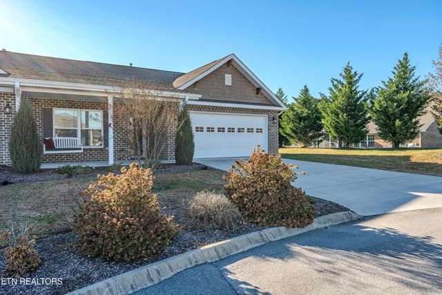 415 Larkspur Way, Sevierville, TN 37862