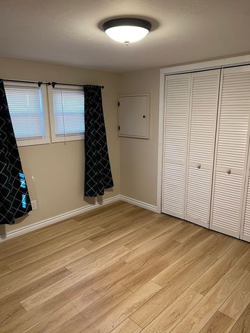 6 Stagecoach Drive, Brookfield, MA 01506