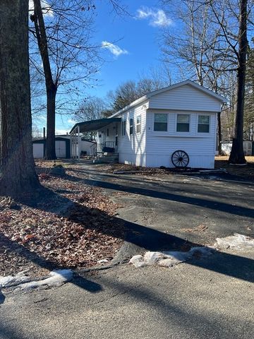 6 Stagecoach Drive, Brookfield, MA 01506