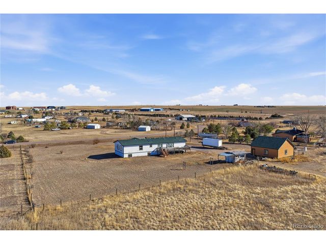 4115 Flandin Ct, Strasburg, CO 80136