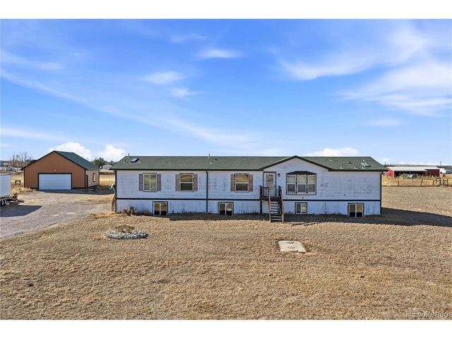 4115 Flandin Ct, Strasburg, CO 80136