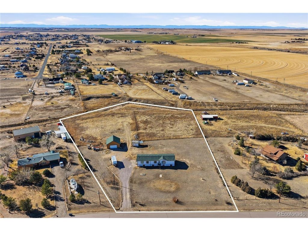 4115 Flandin Ct, Strasburg, CO 80136