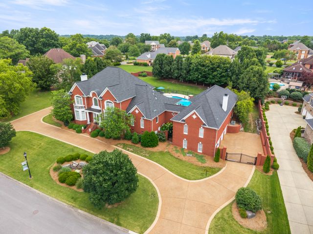 107 Mimosa Dr, Gallatin, TN 37066