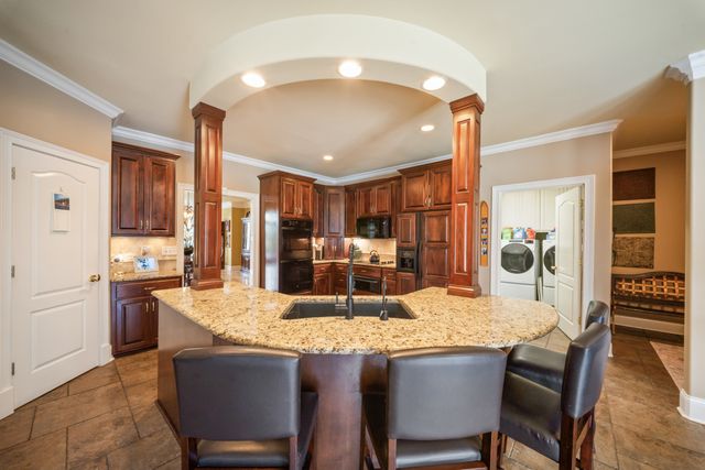107 Mimosa Dr, Gallatin, TN 37066
