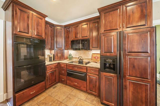 107 Mimosa Dr, Gallatin, TN 37066