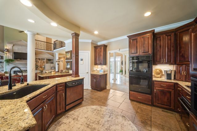 107 Mimosa Dr, Gallatin, TN 37066