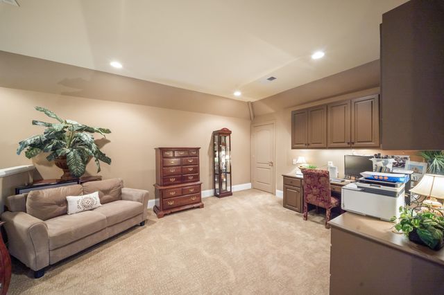 107 Mimosa Dr, Gallatin, TN 37066