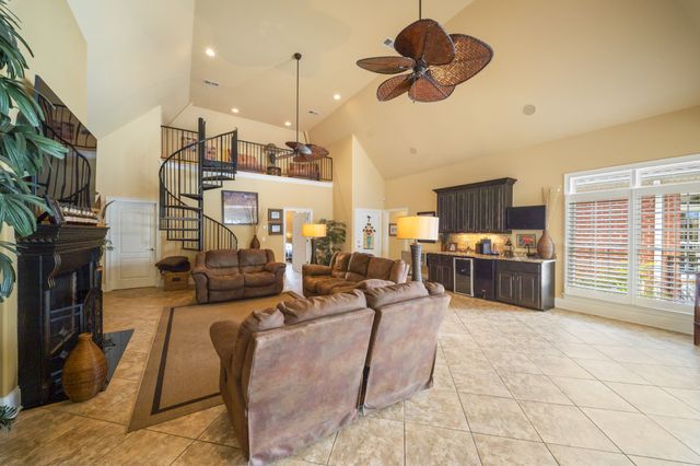 107 Mimosa Dr, Gallatin, TN 37066