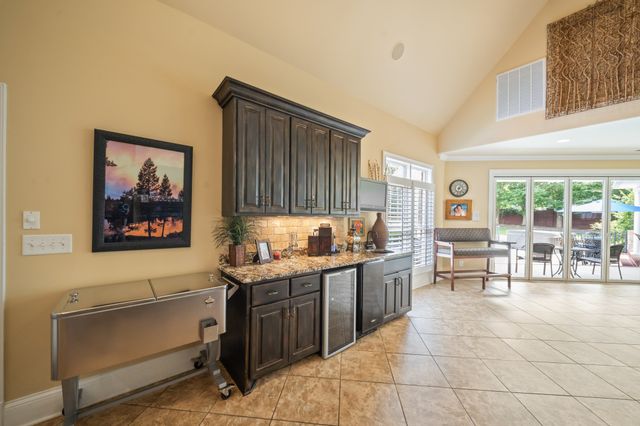 107 Mimosa Dr, Gallatin, TN 37066