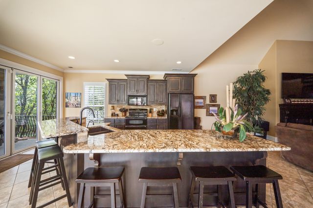 107 Mimosa Dr, Gallatin, TN 37066