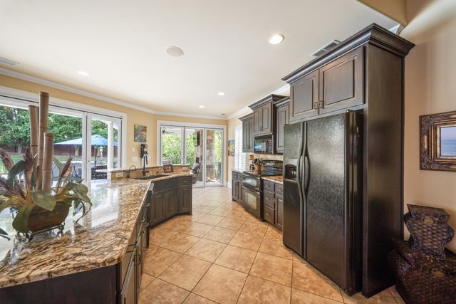 107 Mimosa Dr, Gallatin, TN 37066