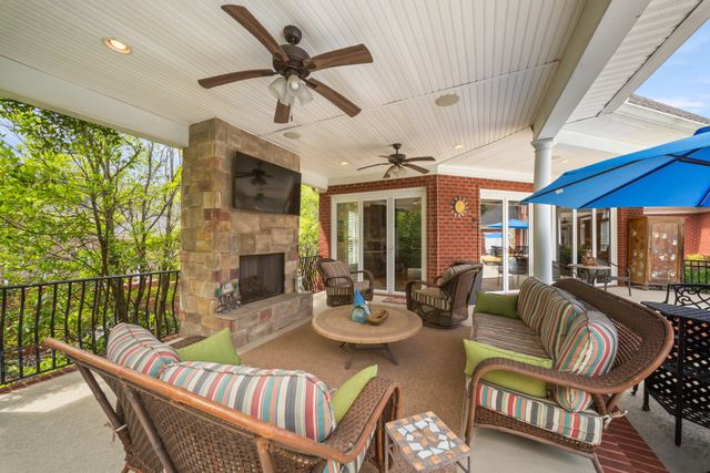107 Mimosa Dr, Gallatin, TN 37066