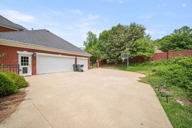 107 Mimosa Dr, Gallatin, TN 37066