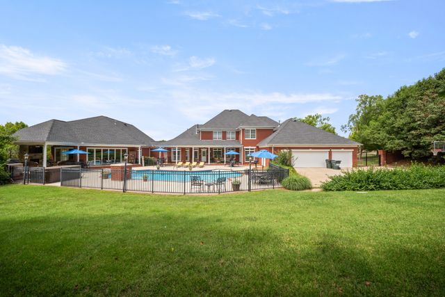 107 Mimosa Dr, Gallatin, TN 37066