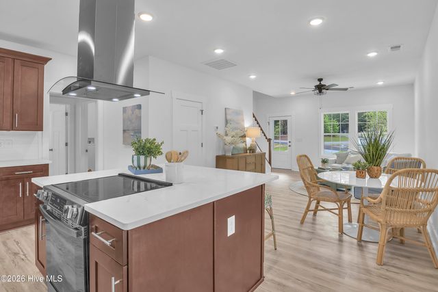 3710 Marsh Hen Drive SW, Shallotte, NC 28470