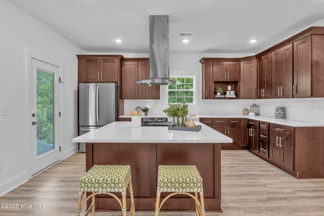 3710 Marsh Hen Drive SW, Shallotte, NC 28470