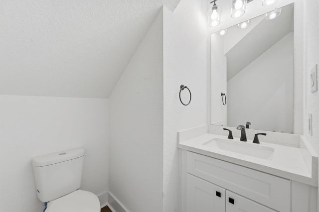 1230 Mcneil Street, Houston, TX 77009