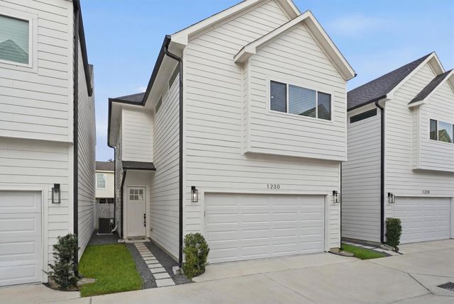 1230 Mcneil Street, Houston, TX 77009
