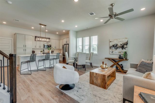 505 Mission Trail 534, Arlington, TX 76010