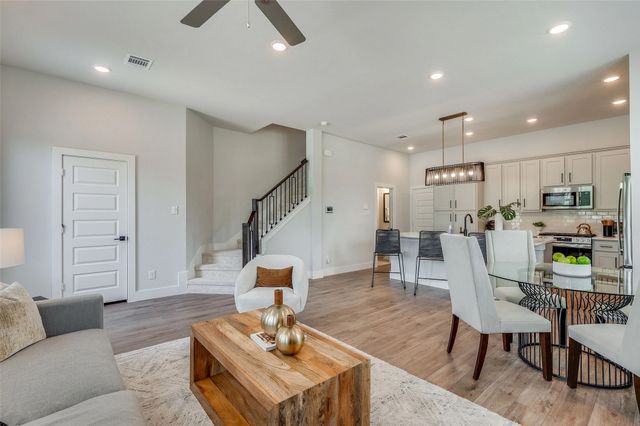 505 Mission Trail 534, Arlington, TX 76010