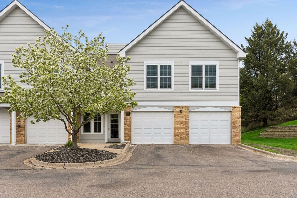 6000 Chasewood Parkway 204, Hopkins, MN 55343 — exterior