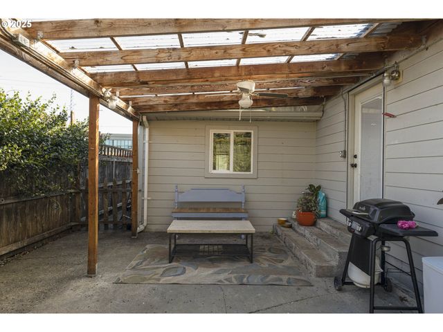 1301 Sw MELROSE Ave, Mc Minnville, OR 97128