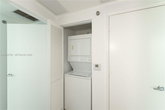 951 Brickell Avenue 2100, Miami, FL 33131
