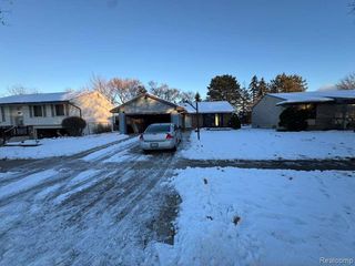 3426 Auburn Drive, Troy, MI 48083