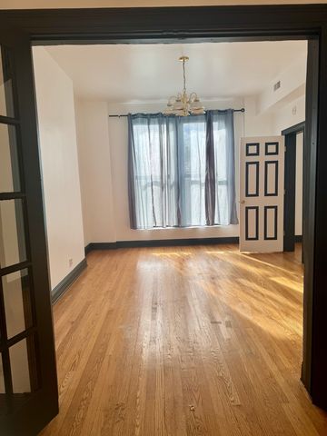 949 N Damen Avenue, Chicago, IL 60622