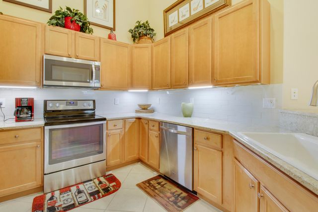 9015 Sand Shot Way, Port St. Lucie, Port St Lucie, FL 34986