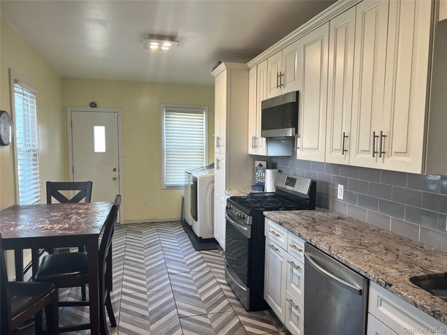 160-06 111th Avenue, Jamaica, NY 11433