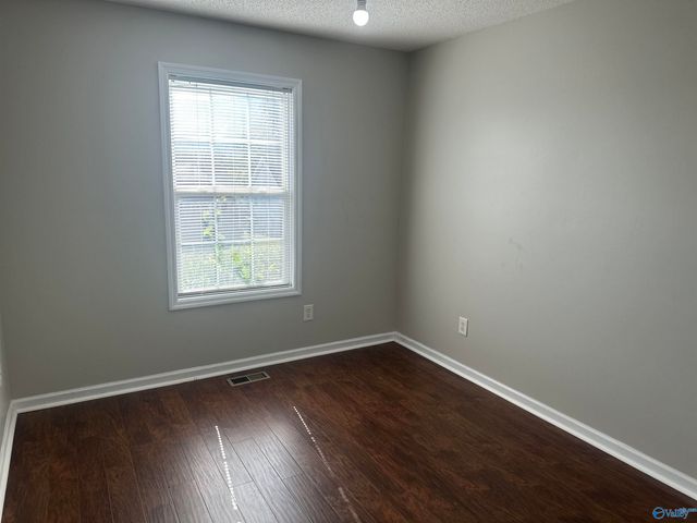 196 Hollington Drive, Huntsville, AL 35811