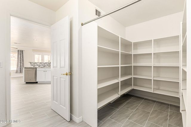 2210 E PARAISO Drive, Phoenix, AZ 85024