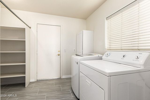 2210 E PARAISO Drive, Phoenix, AZ 85024