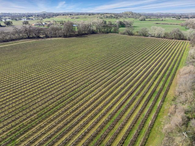 3270 Jackson Valley Rd, Ione, CA 95640