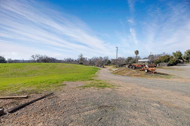 3270 Jackson Valley Rd, Ione, CA 95640