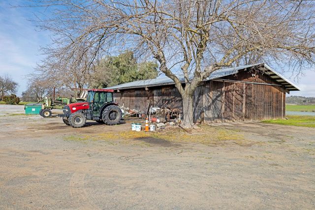 3270 Jackson Valley Rd, Ione, CA 95640