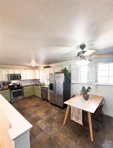 1263 Jamaica Drive, Edwardsville, IL 62025