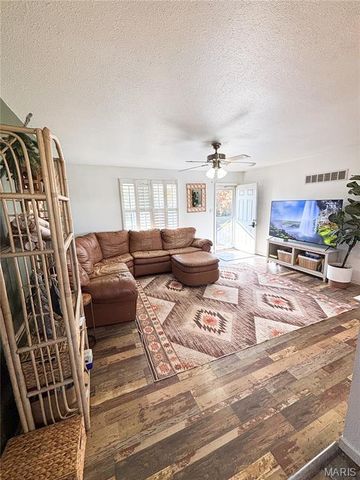 1263 Jamaica Drive, Edwardsville, IL 62025