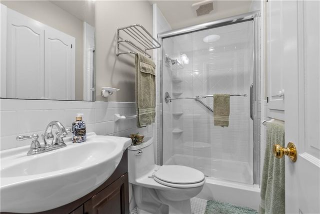 513 NE Balboa Street, Lee's Summit, MO 64063