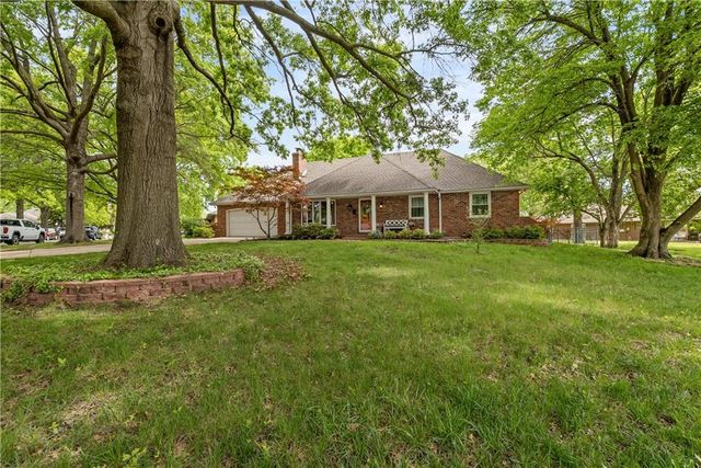 513 NE Balboa Street, Lee's Summit, MO 64063