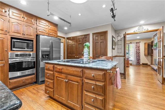 513 NE Balboa Street, Lee's Summit, MO 64063