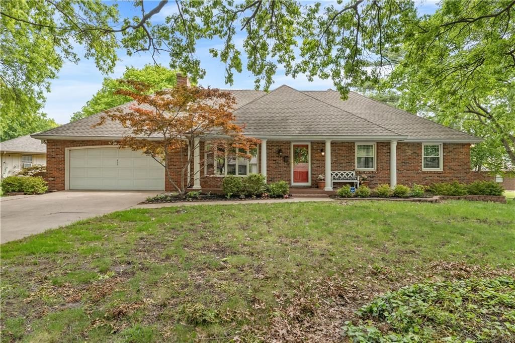 513 NE Balboa Street, Lee's Summit, MO 64063