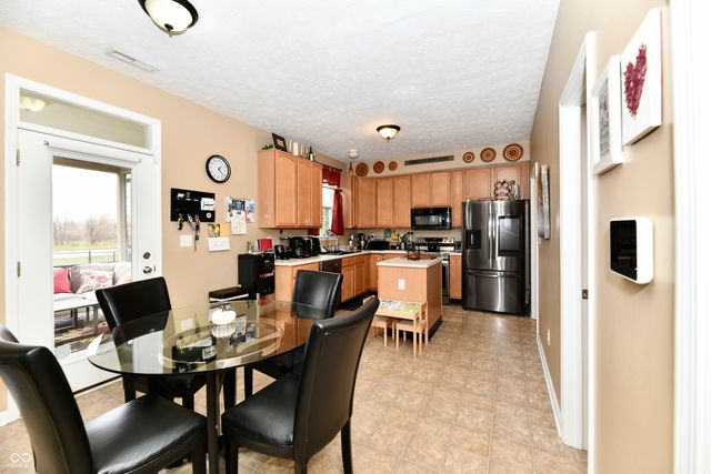 5862 Columbia Circle, Greenwood, IN 46142