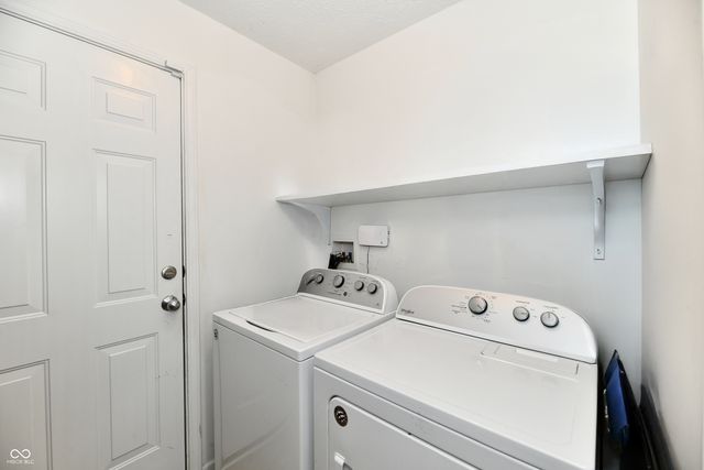 5862 Columbia Circle, Greenwood, IN 46142