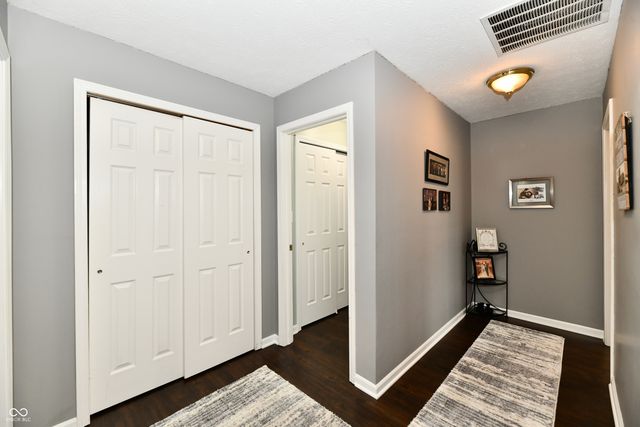 5862 Columbia Circle, Greenwood, IN 46142