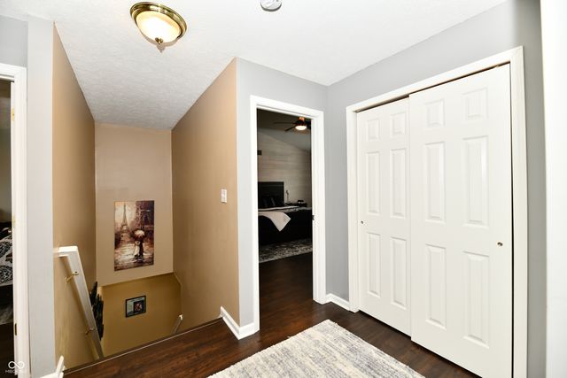 5862 Columbia Circle, Greenwood, IN 46142